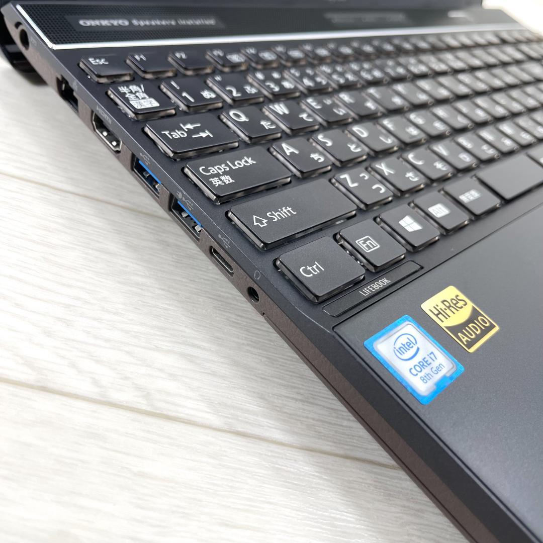 富士通 第8世代 i7 新品SSD1T＋HDD1TB メモリ16 ノートパソコン