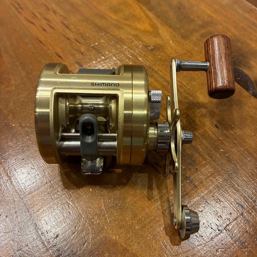 シマノ カルカッタ 小船 401 CALCUTTA