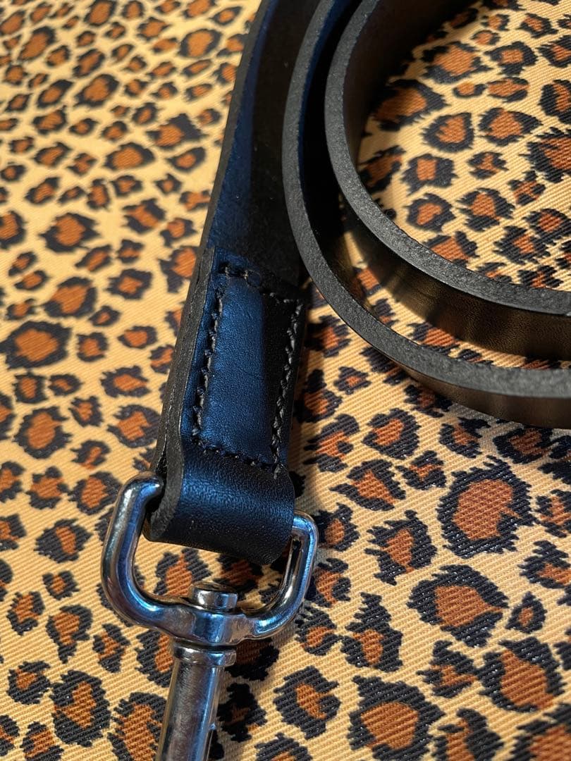 赤黒　ナックル　ドッグ　リード　本革