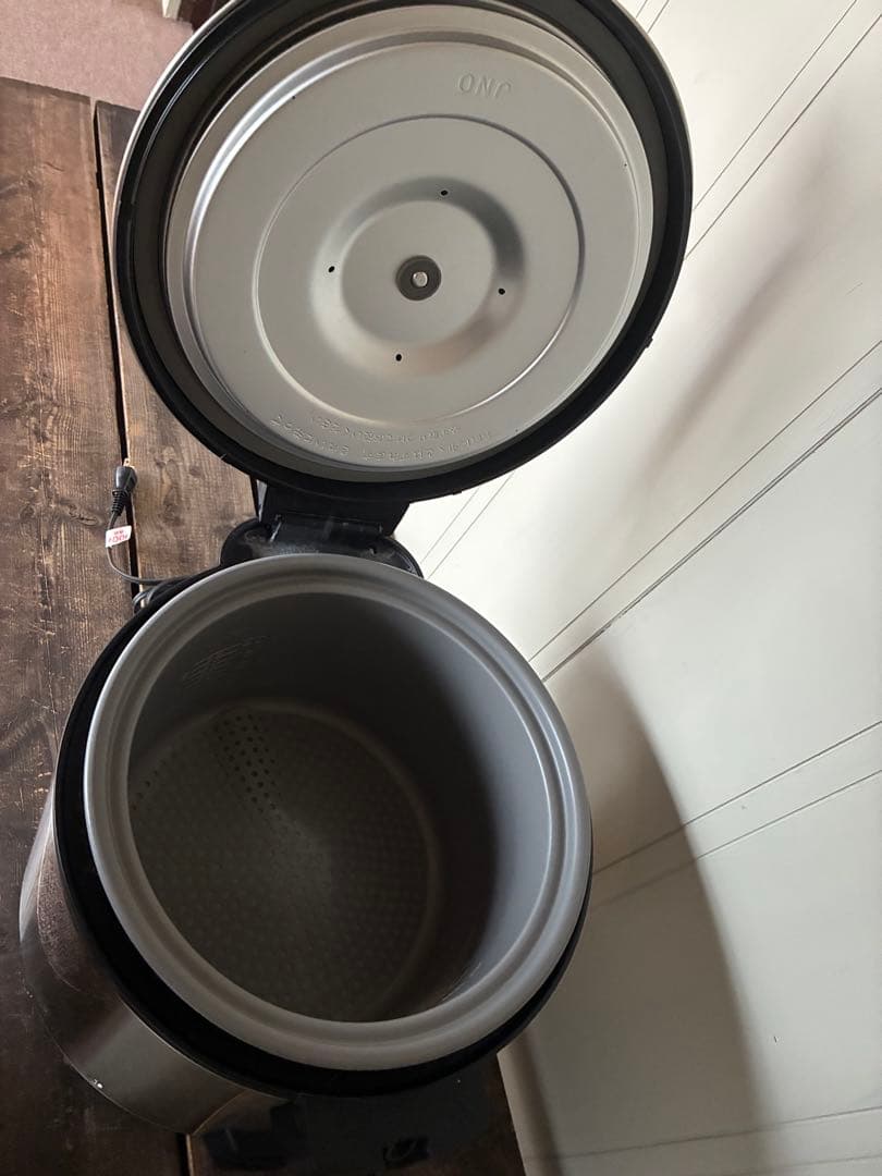 業務用　TIGER 炊飯ジャー　品番JNO-A360 色ステンレスXS 100v