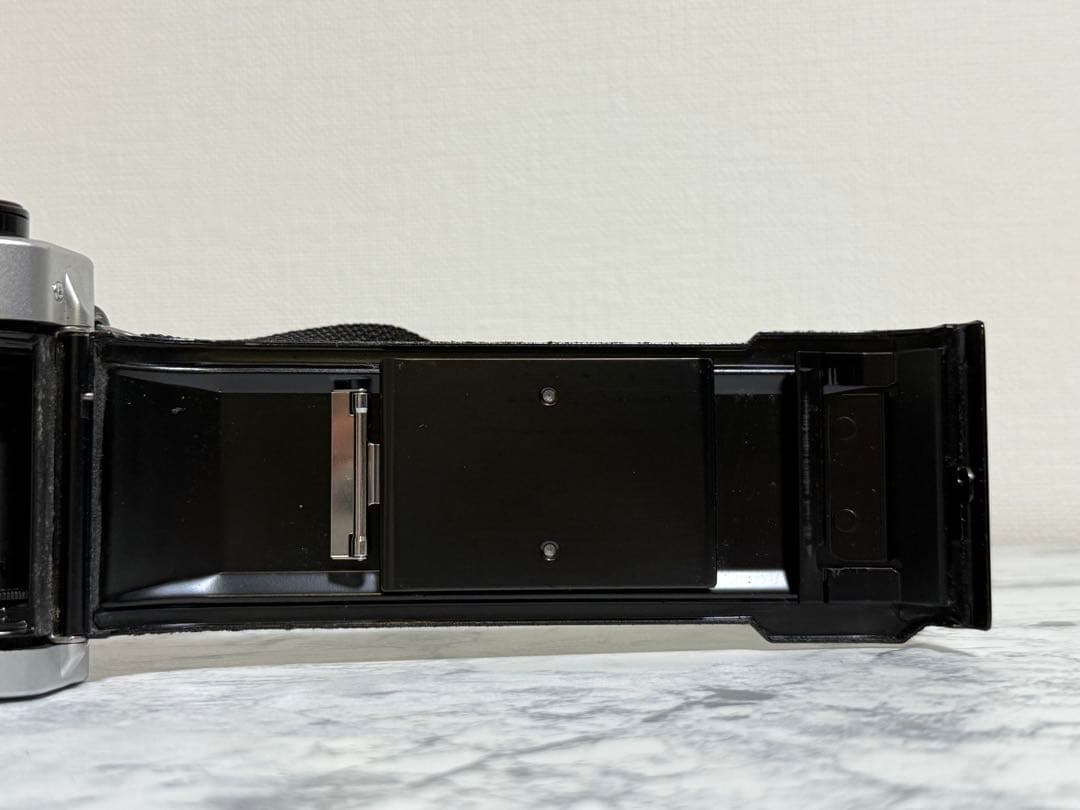 Canon AE-1 Program フィルムカメラ レンズ付き