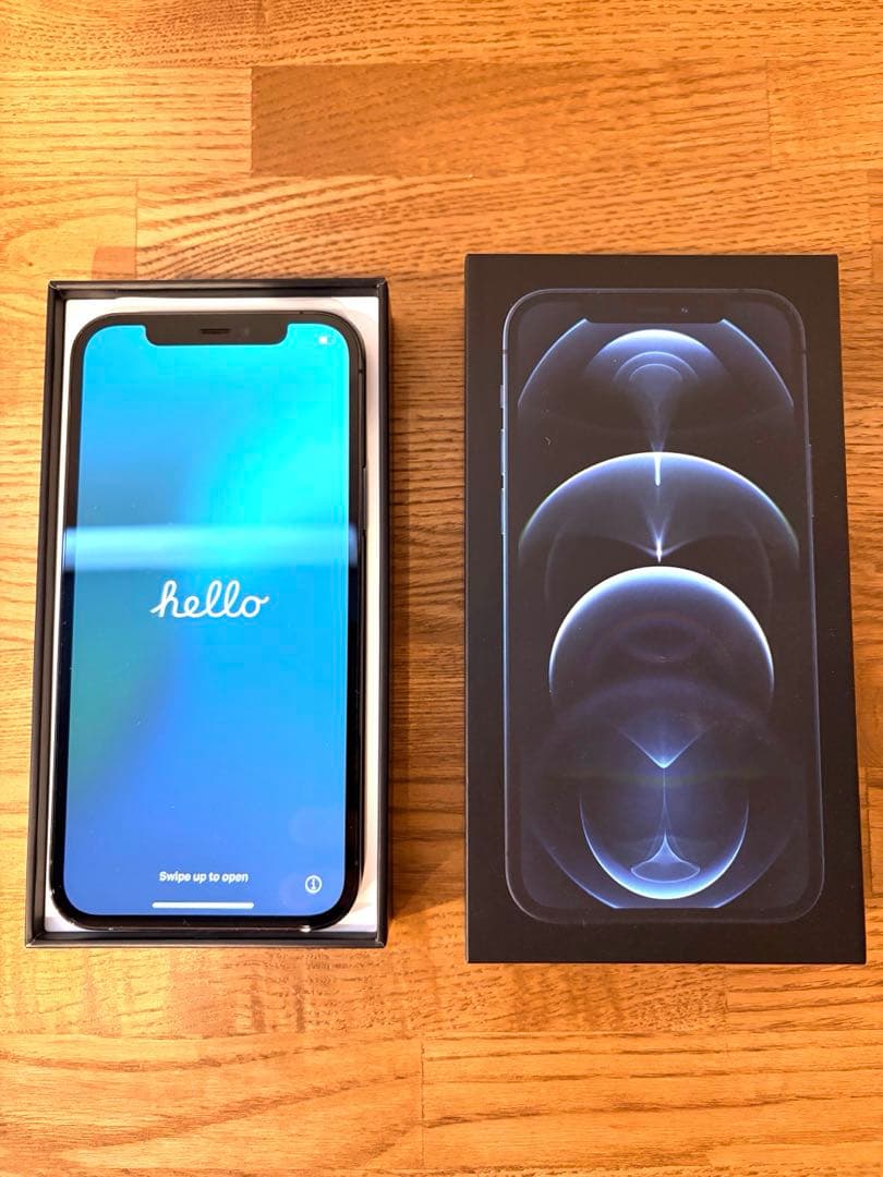 極美品Apple iPhone 12 Pro 256GB パシフィックブルー