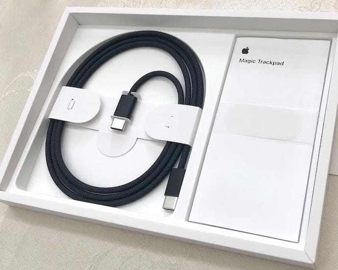極上優良品｜最新｜USB-C｜ブラック｜Apple｜Magic Trackpad