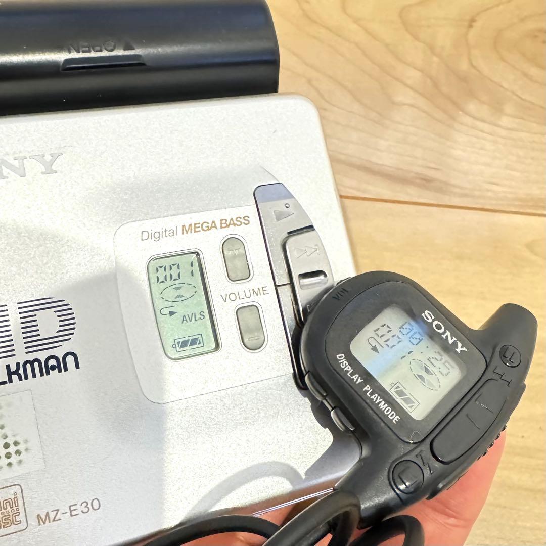 【希少】　SONY ソニー　MZ-E30 ポータブルMDプレイヤー　付属品多数