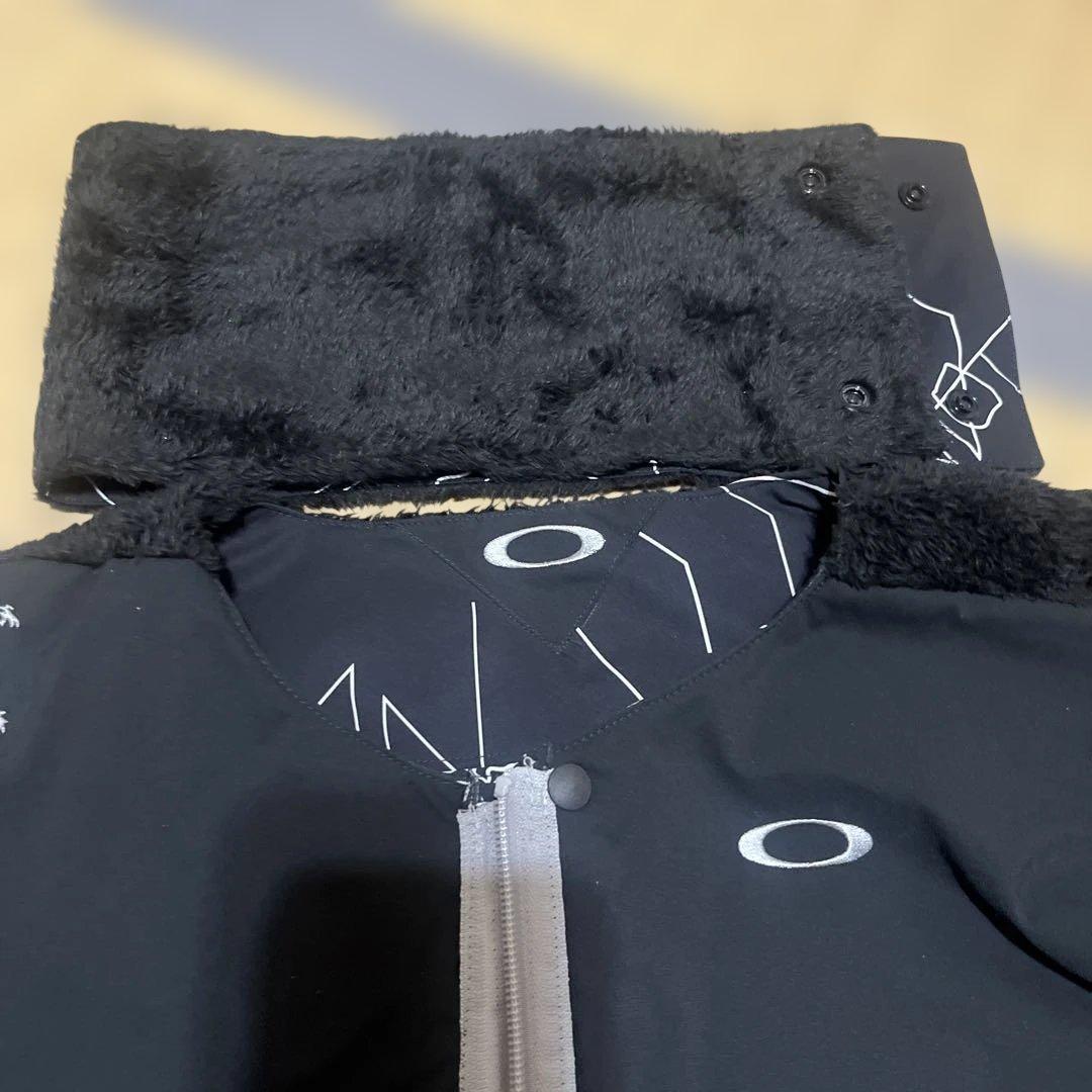 オークリーゴルフジャケット　リバーシブルタイプ