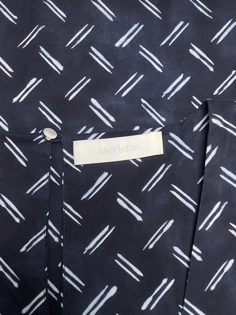 定価7万円 新品 MERLETTE マーレット ネイビー柄物ワンピース