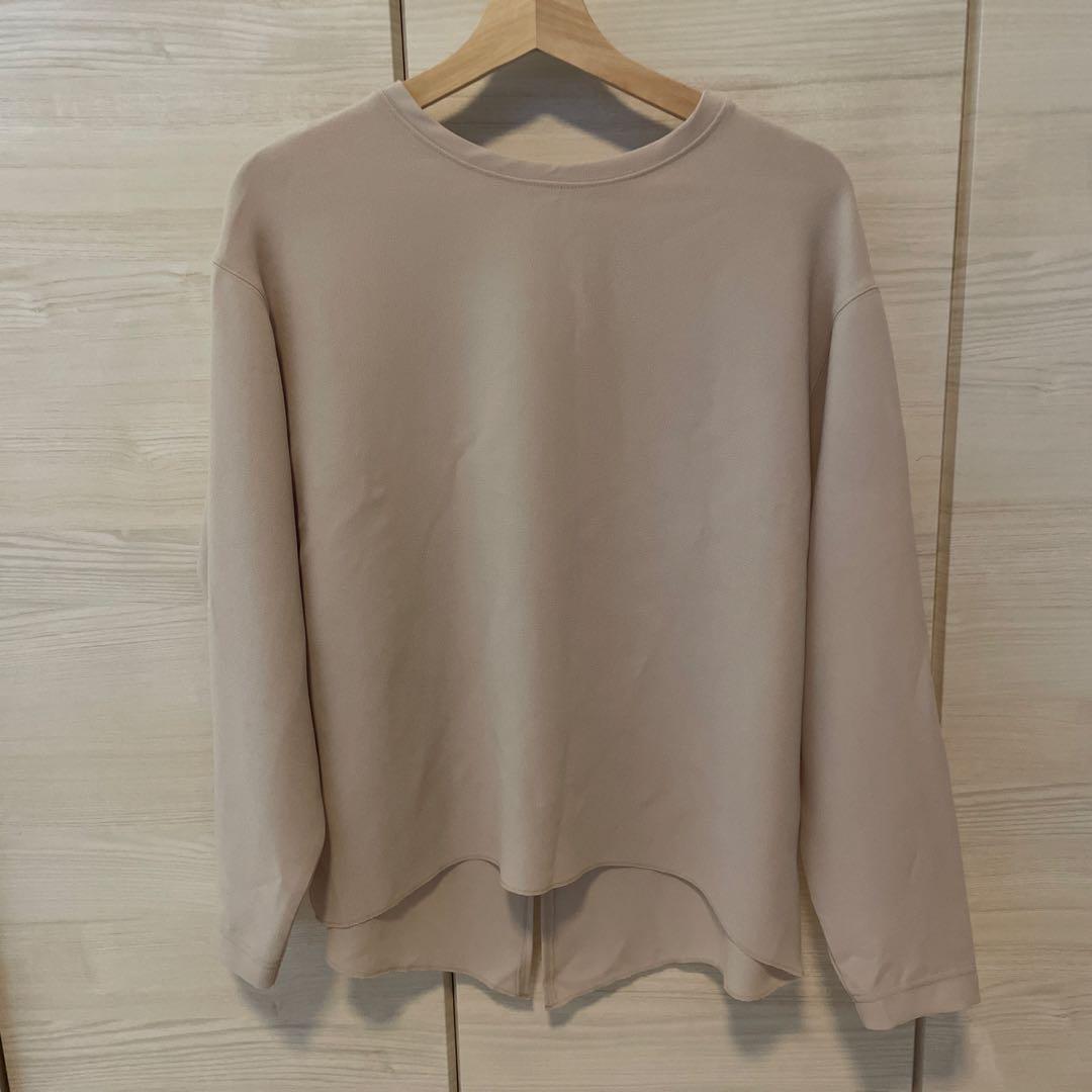 美品　ガリャルダガランテ　バックスリットブラウスT ベージュ