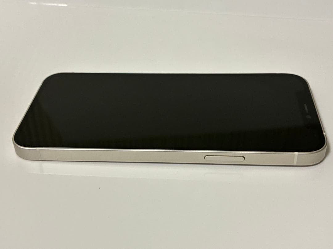 Apple iPhone 12 ホワイト 64GB 【外装美品・訳あり】
