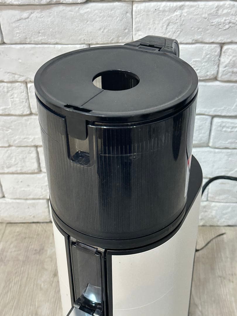 ⭐️全国送料無料】6.5万　ヒューロム　Hurom スロージューサー　ミキサー