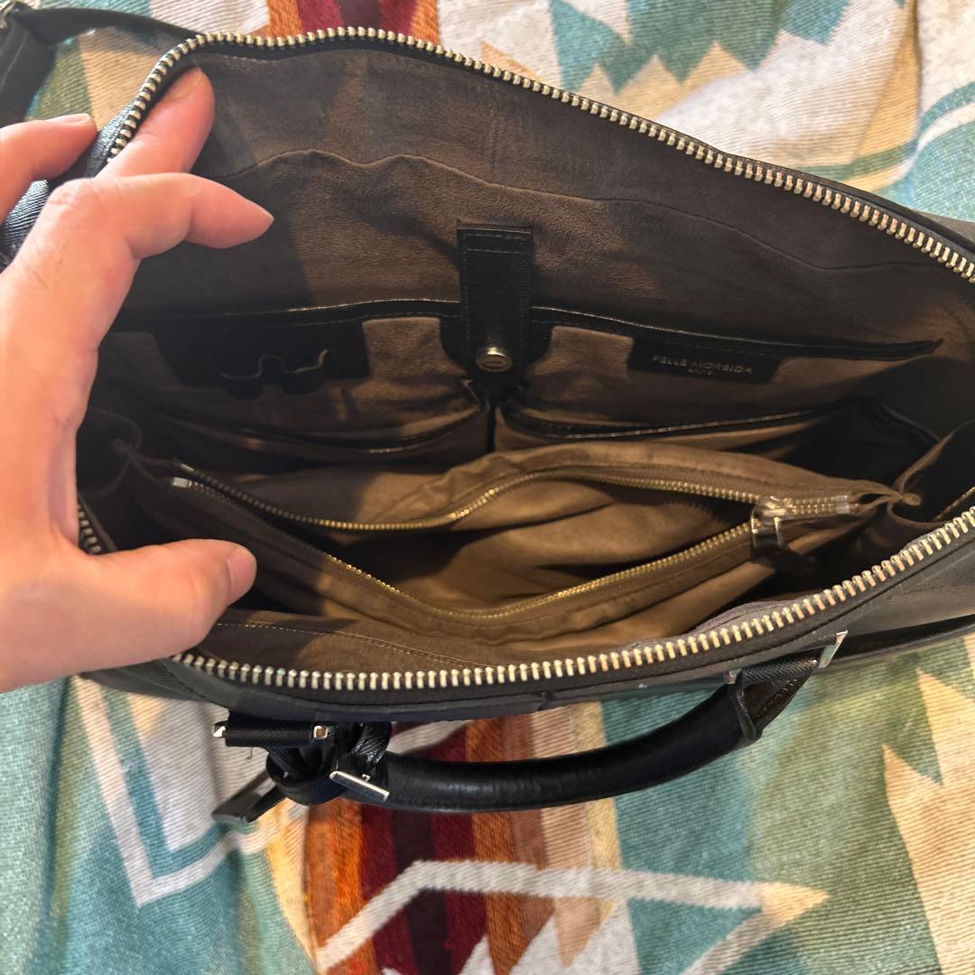 ビジネスバッグ　PELLE MORBIDA ペッレモルビダ本革 CA013b