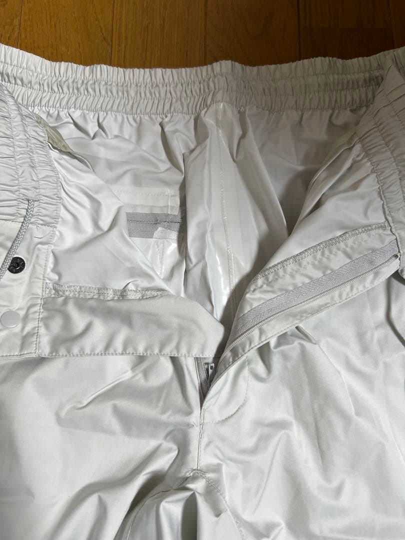 ミズノのゴルフ用レインウェア　上下セット　Lサイズ