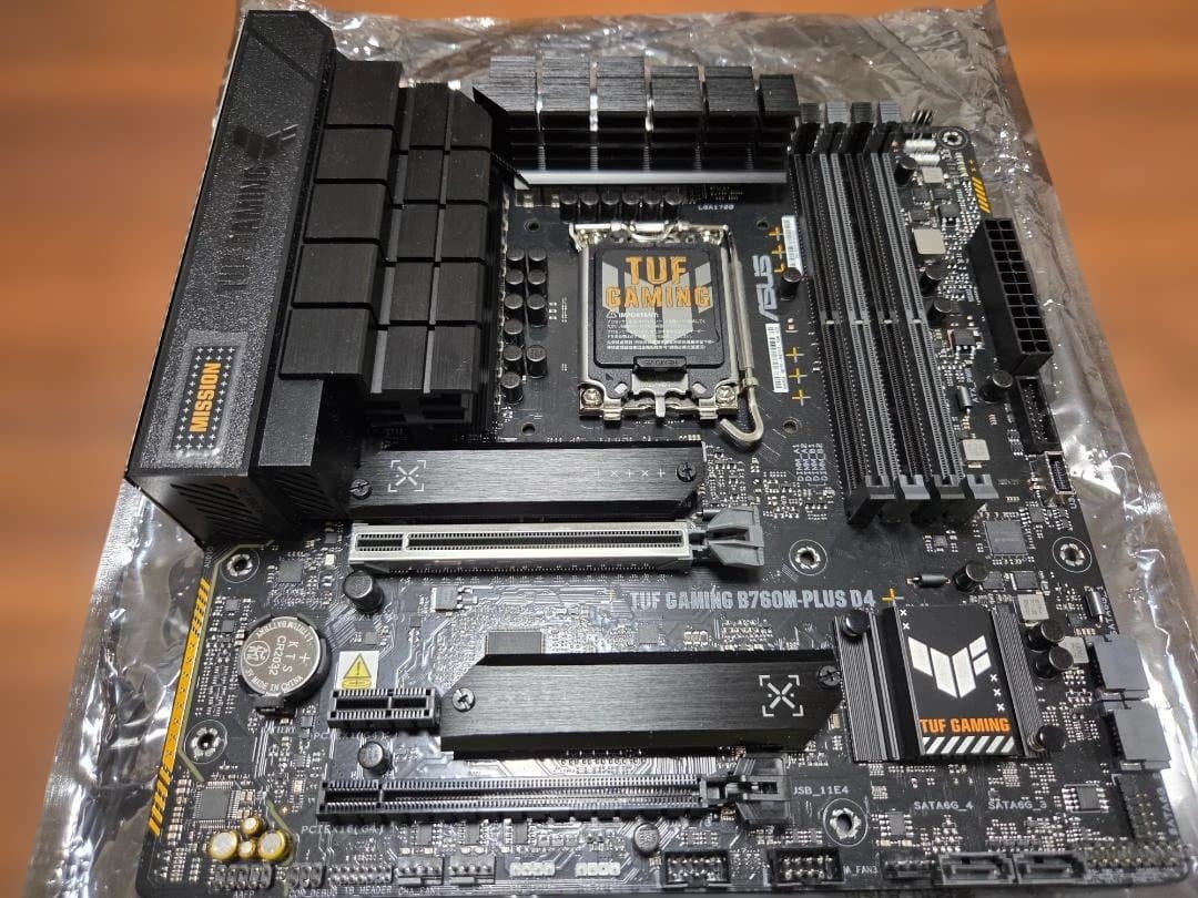 ASUS TUF GAMING B760M-PLUS D4 中古美品