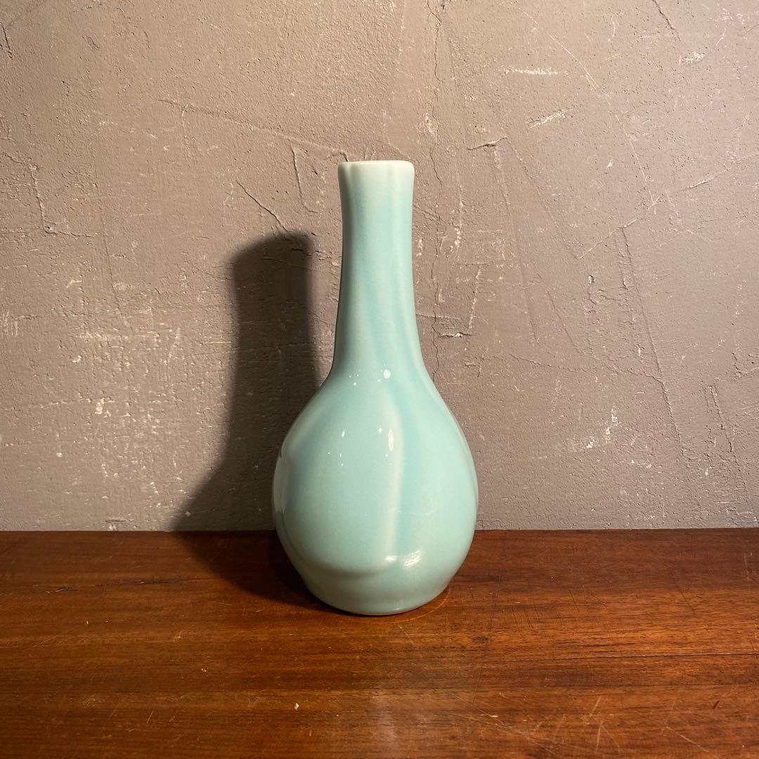 小笠原長春作 青磁花瓶 伊万里焼 鍋島 在銘 花入 共箱 骨董品 稀少