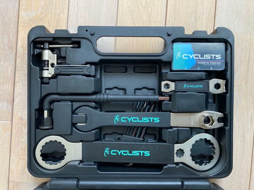CYCLISTS 自転車用工具セット ケース付き