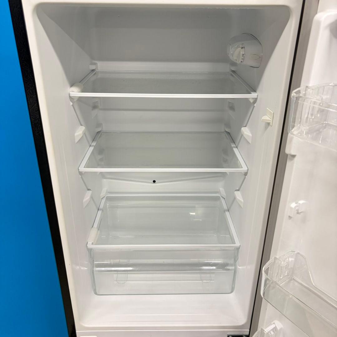 607 大きめサイズ　冷蔵庫　157L　小型　一人暮らし　同棲使用可　ブラック