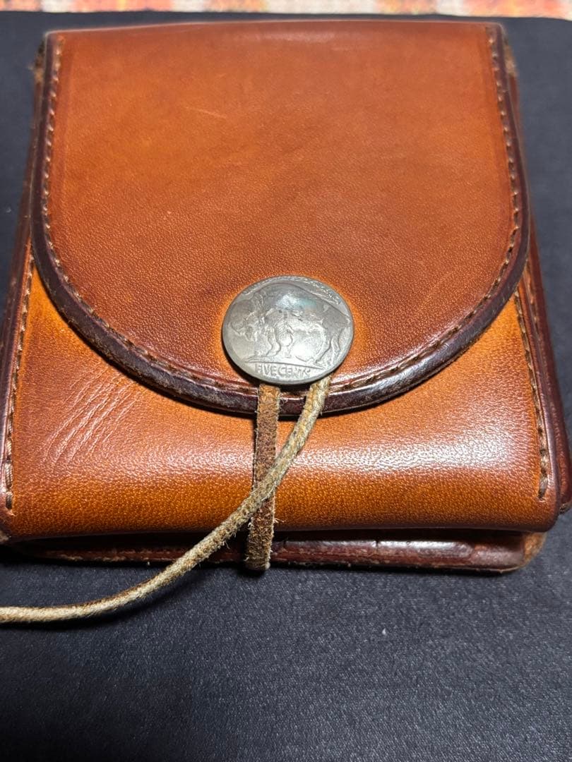 ゴローズ 2つ折り 財布