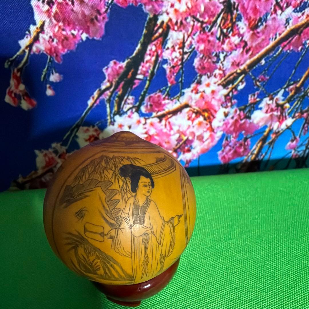 ひょうたん手彫り 仕女図 古美術 工芸品 飾り