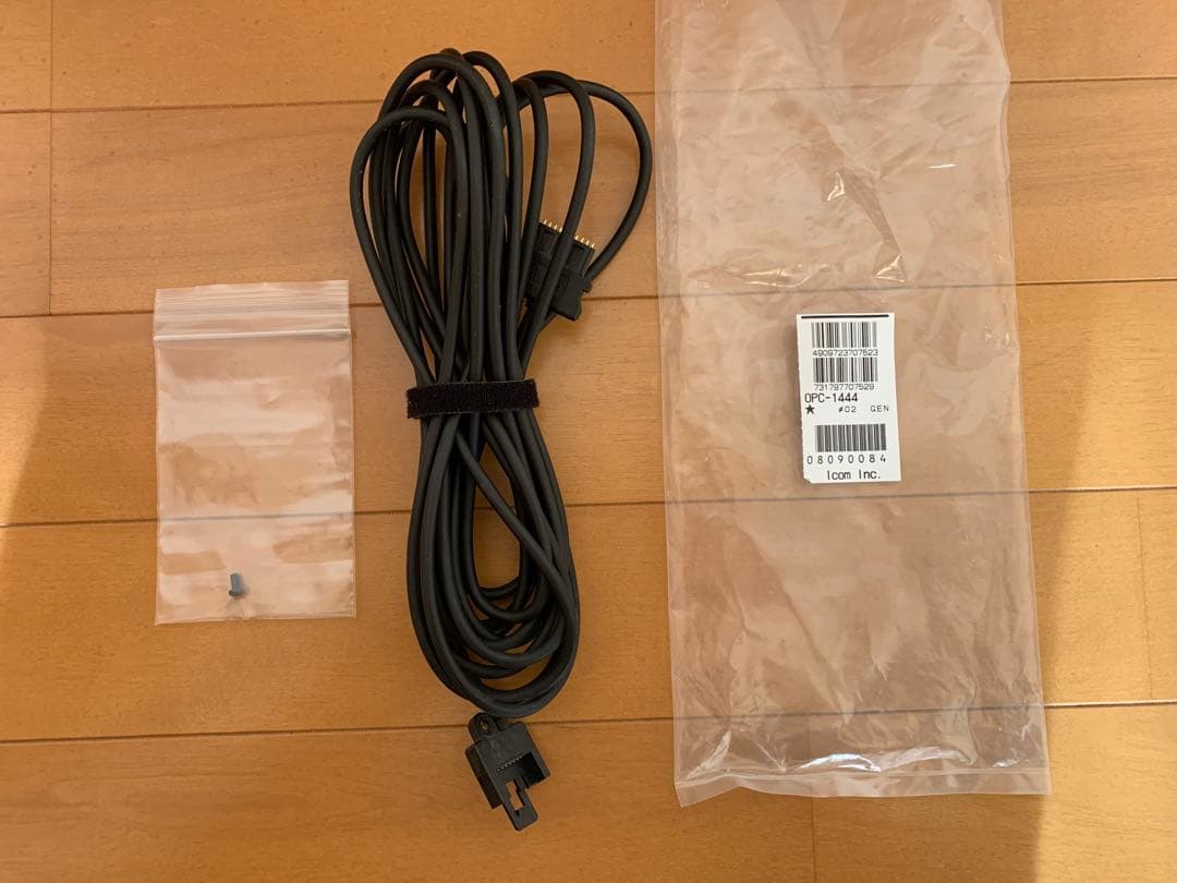 ICOM IC-7000M AT-180 および別売品セット