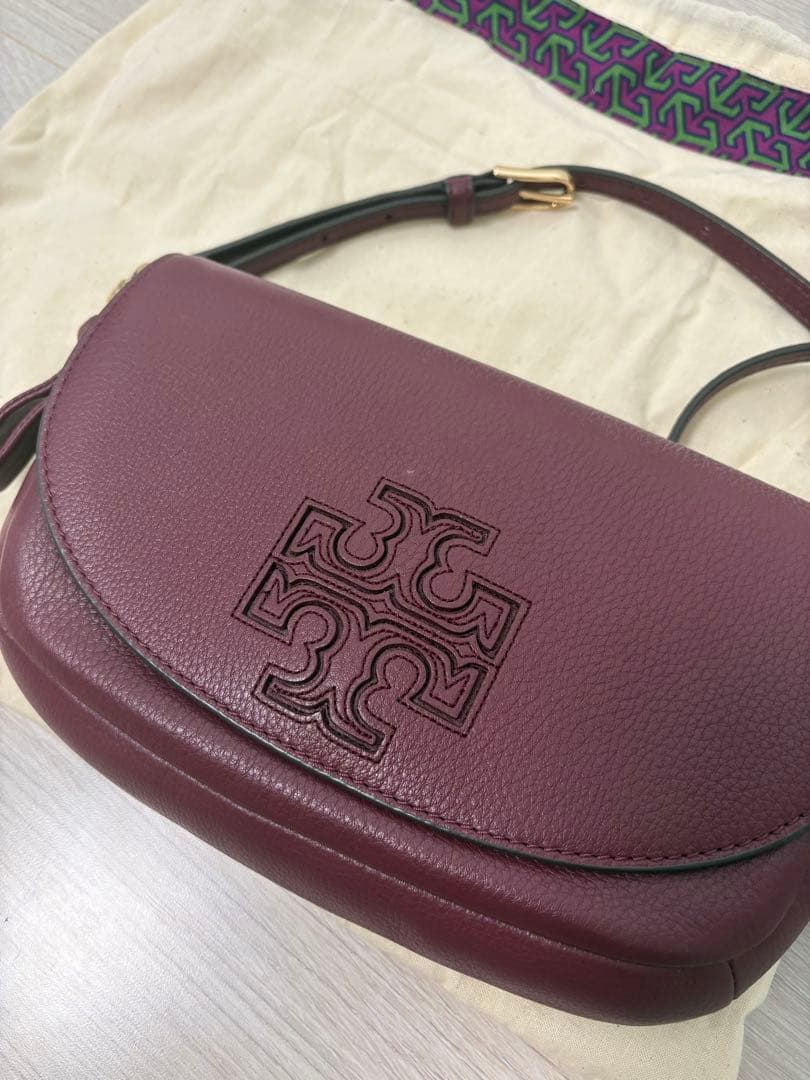 Tory Burch バーガンディ ショルダーバッグ
