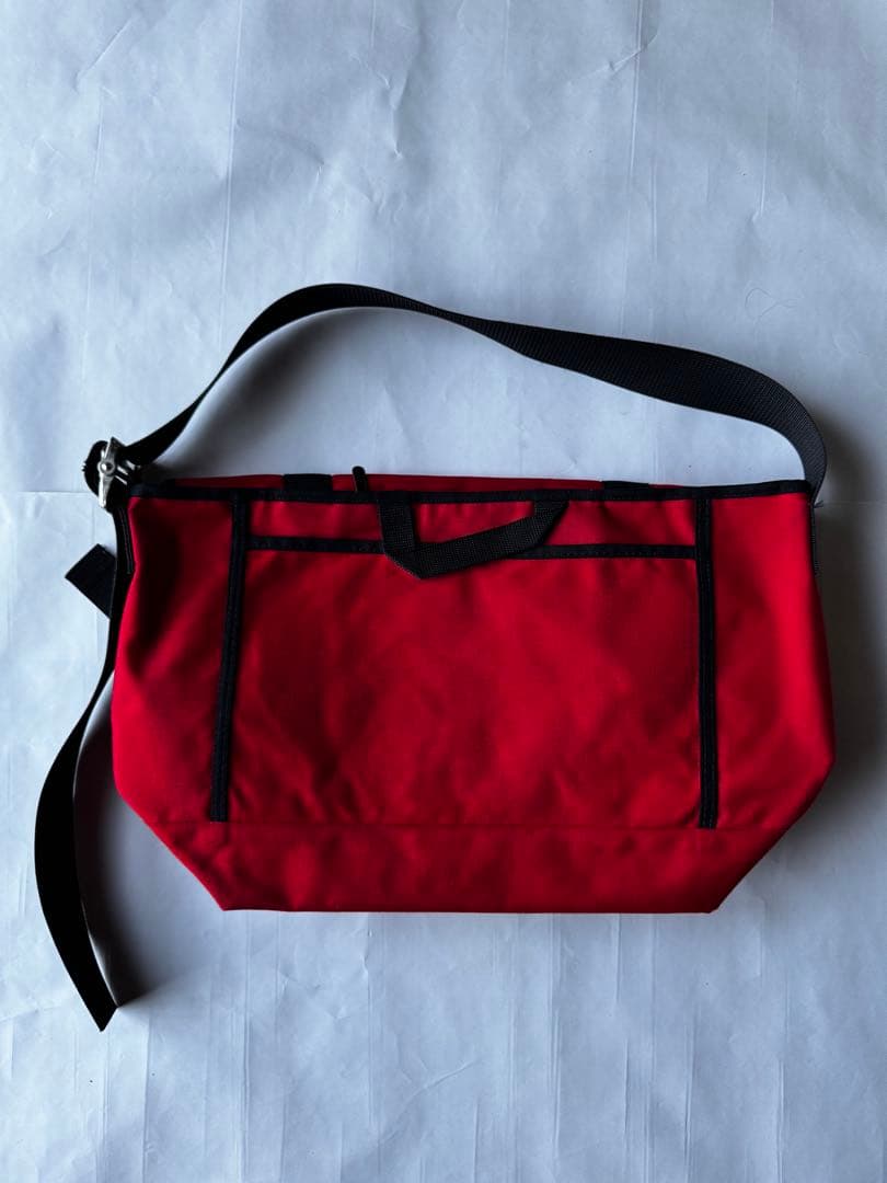 【希少アメリカ製】Manhattan PortageメッセンジャーバッグRED