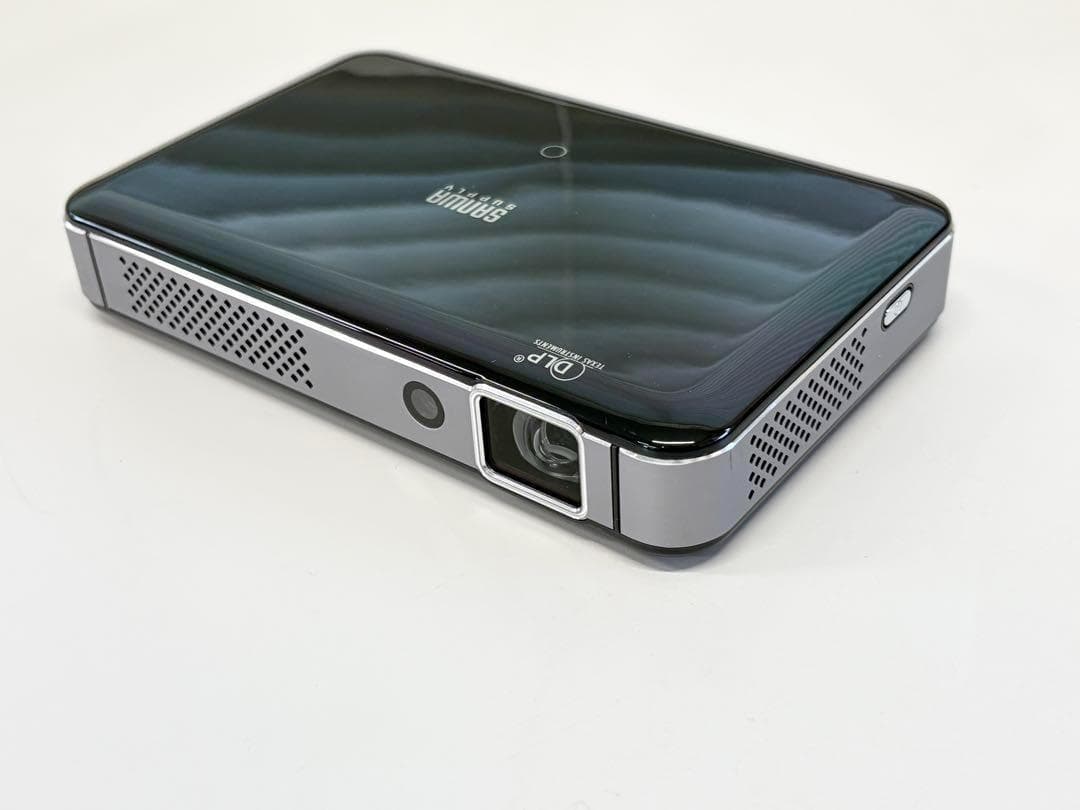 ぷ*ら様 サンワサプライ 400-PRJ024 モバイルプロジェクター 美品