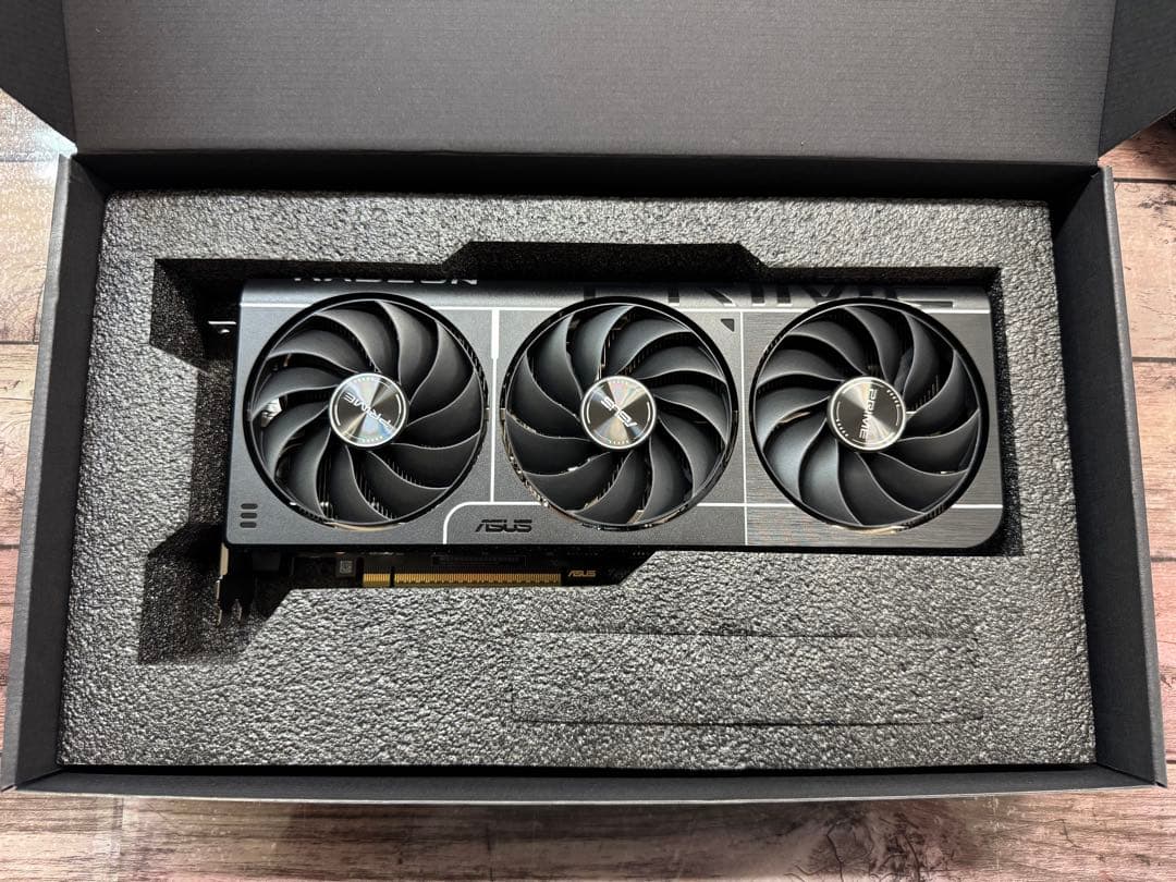 ASUS Radeon RX 9060 XT 16GB 使用期間２カ月