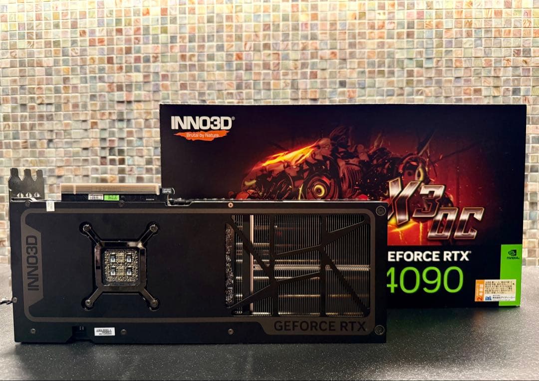 美品 コイル鳴き◎ INNO3D GeForce RTX 4090 X3 OC