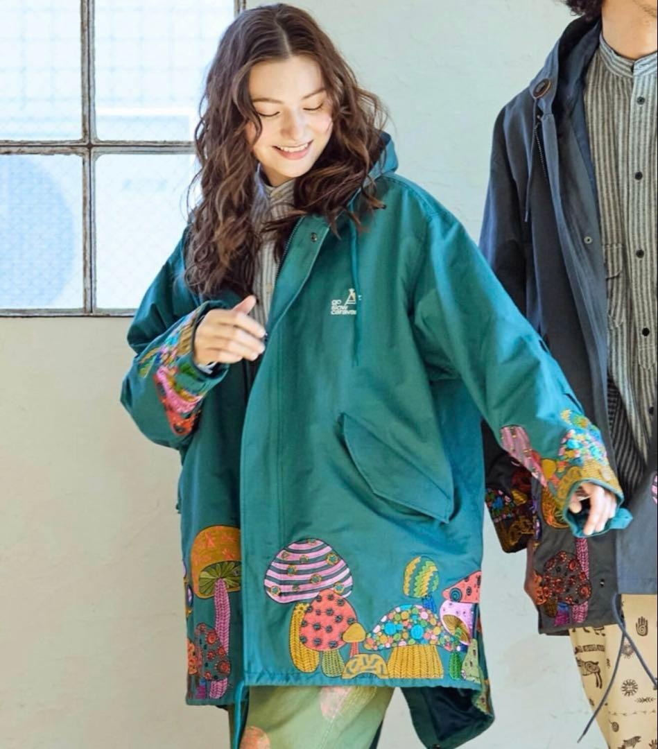 go slow caravan / コットンナイロンパネル刺繍モッズコート