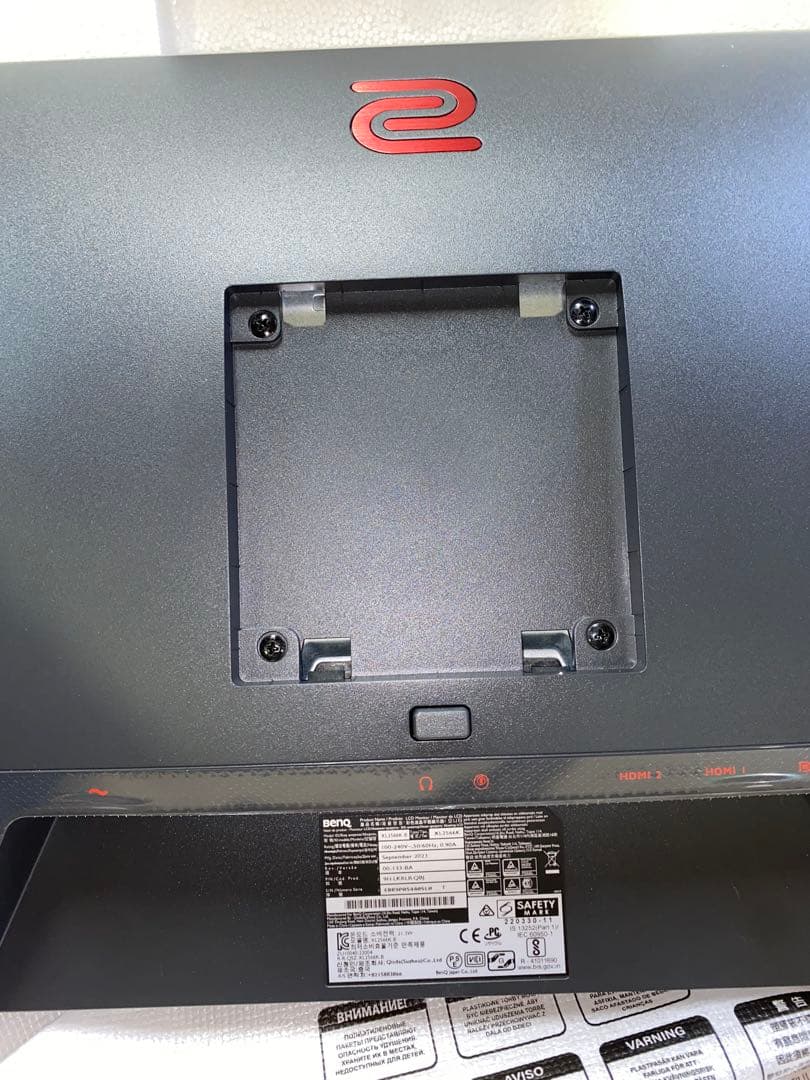 BENQ ゲーミングモニター XL2566K