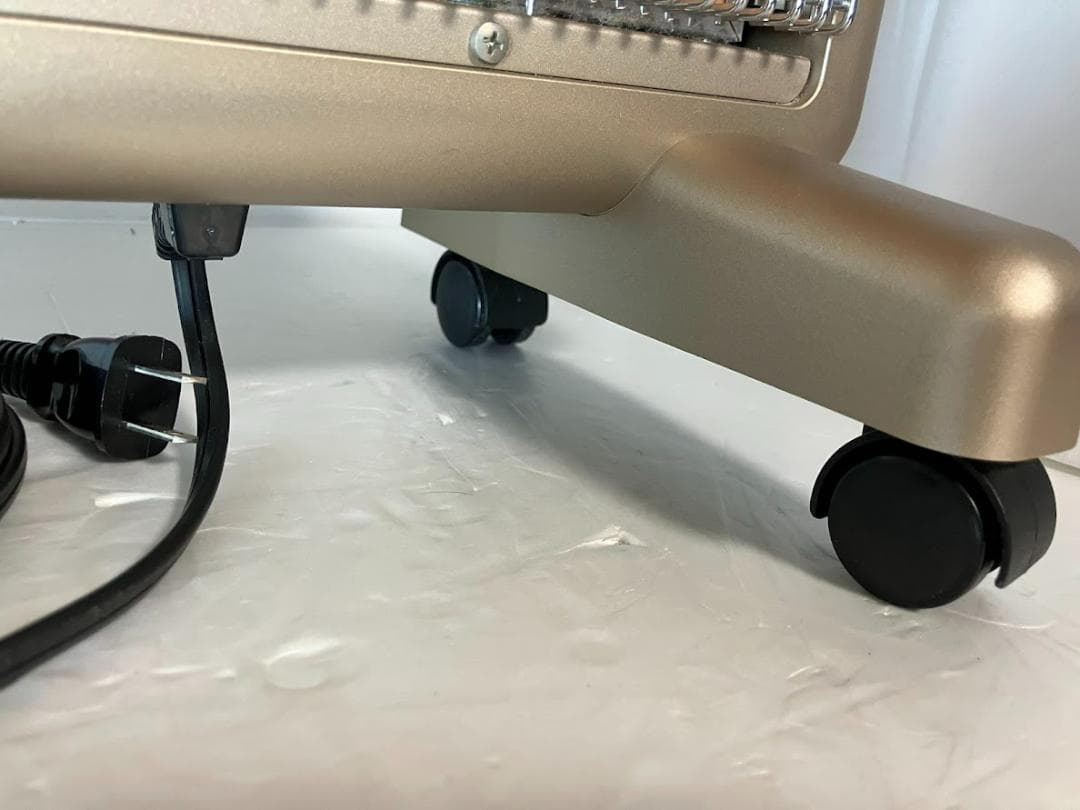 美品　サンルミエ　E800L-TM 遠赤外線暖房　タイマー機能付