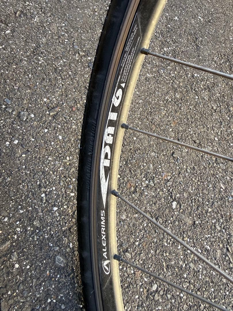 surlyクロスバイク ミントグリーン フロントバスケット付き