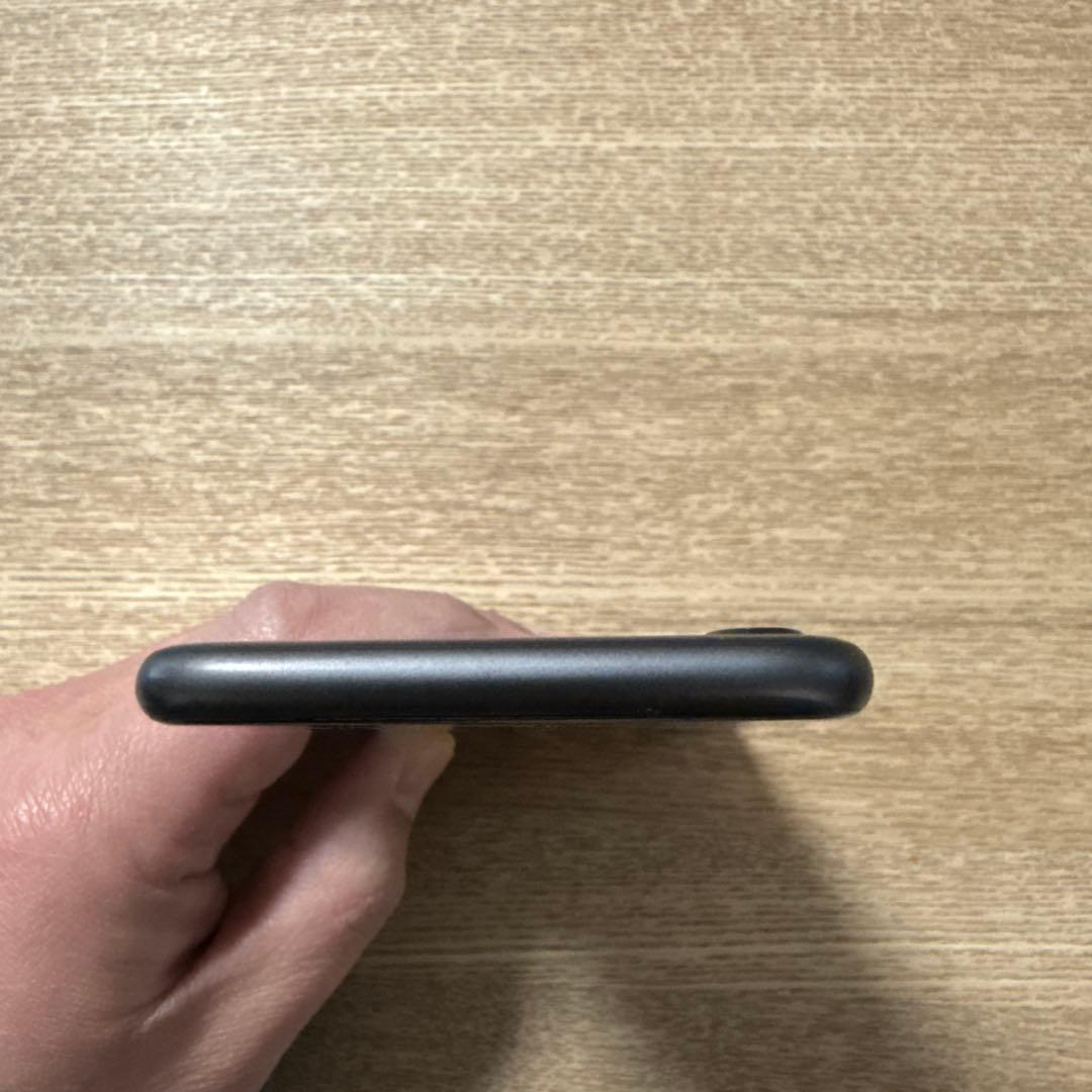 iPhone 8 64GB ブラック SIMフリー バッテリー81％ 本体のみ