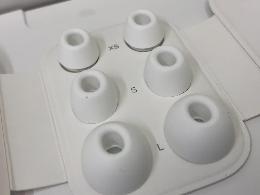 CZ）AirPods Pro (第2世代) MagSafe充電 MTJV3J/A