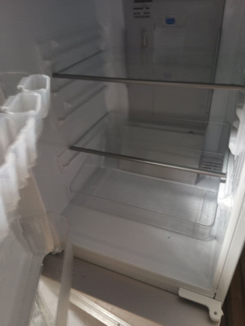 SHARP　冷蔵庫　プラズマクラスタ