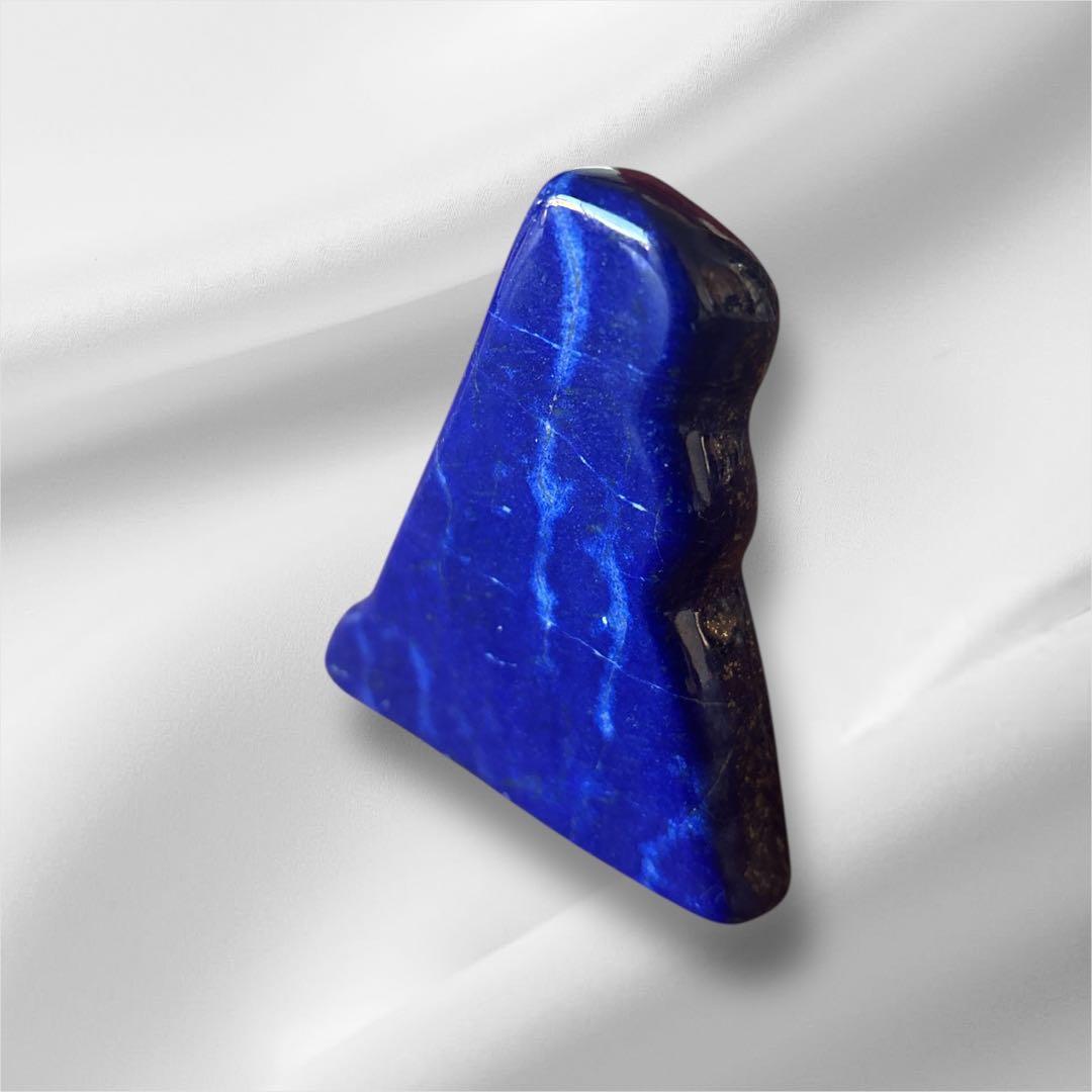 【超美品】青みが深い美しい「聖なる石」ラピスラズリのオブジェ