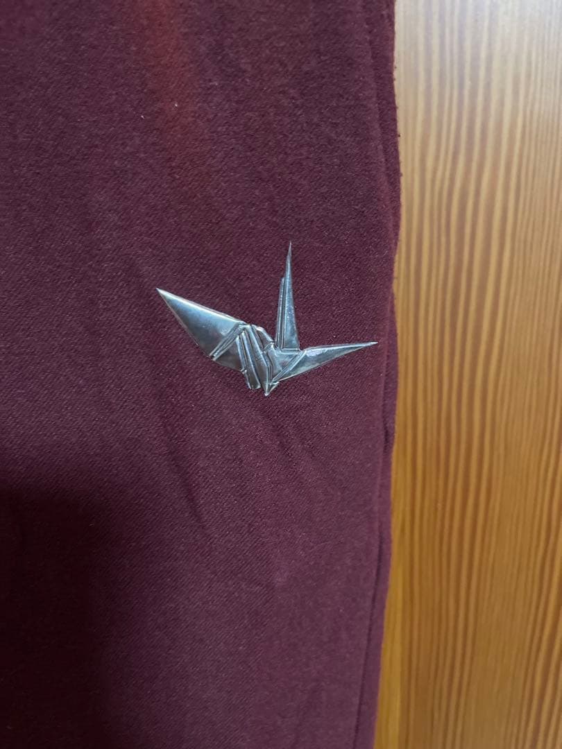 1PIU1UGUALE3バーガンディ 折り鶴刺繍 パンツ