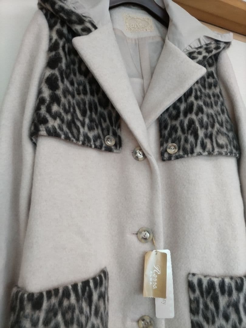 alba Rossa フード付き コート新品未使用