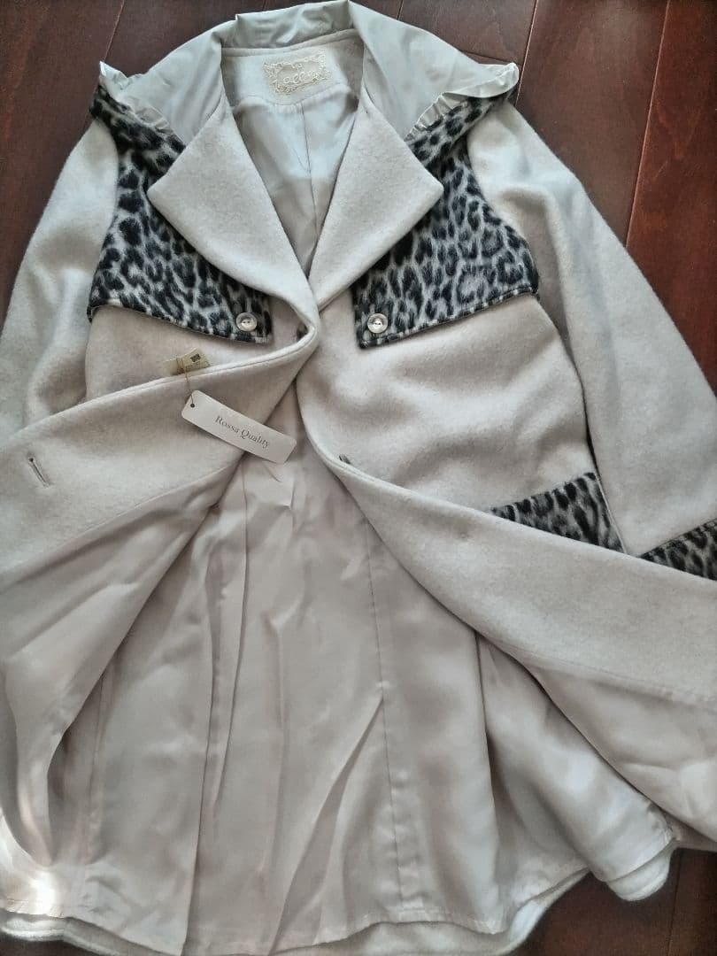 alba Rossa フード付き コート新品未使用