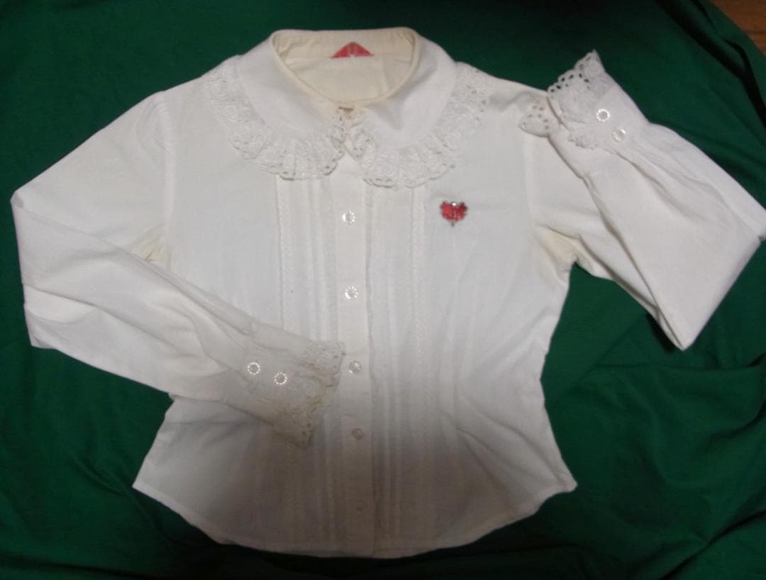 Bマーク刺繍丸襟ブラウス♠️ベイビーザスターズシャインブライト