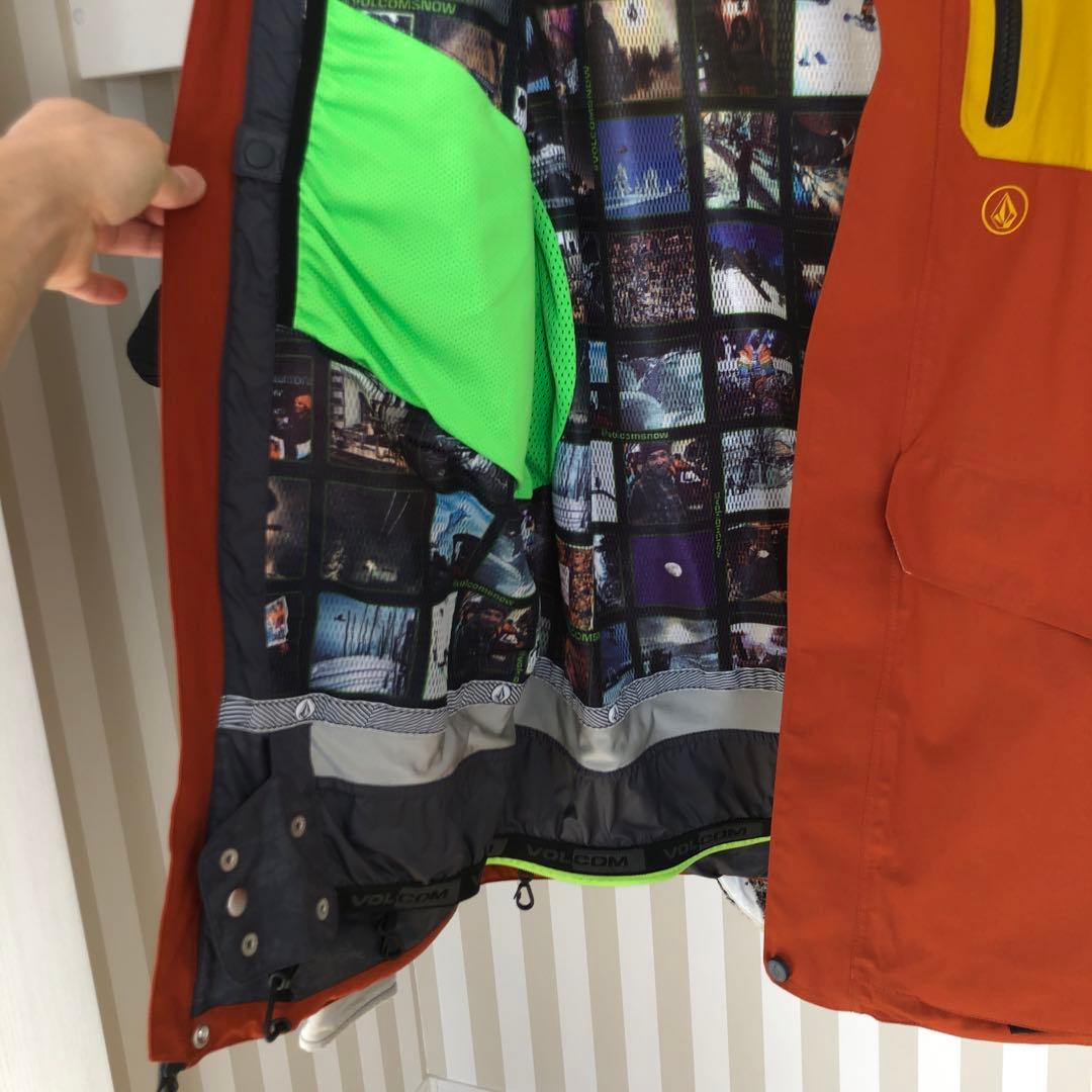 volcom スノーボードウェア