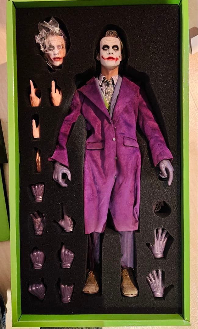 トイサピエンス限定 クオーター・スケール ジョーカー ホットトイズ　ダークナイト