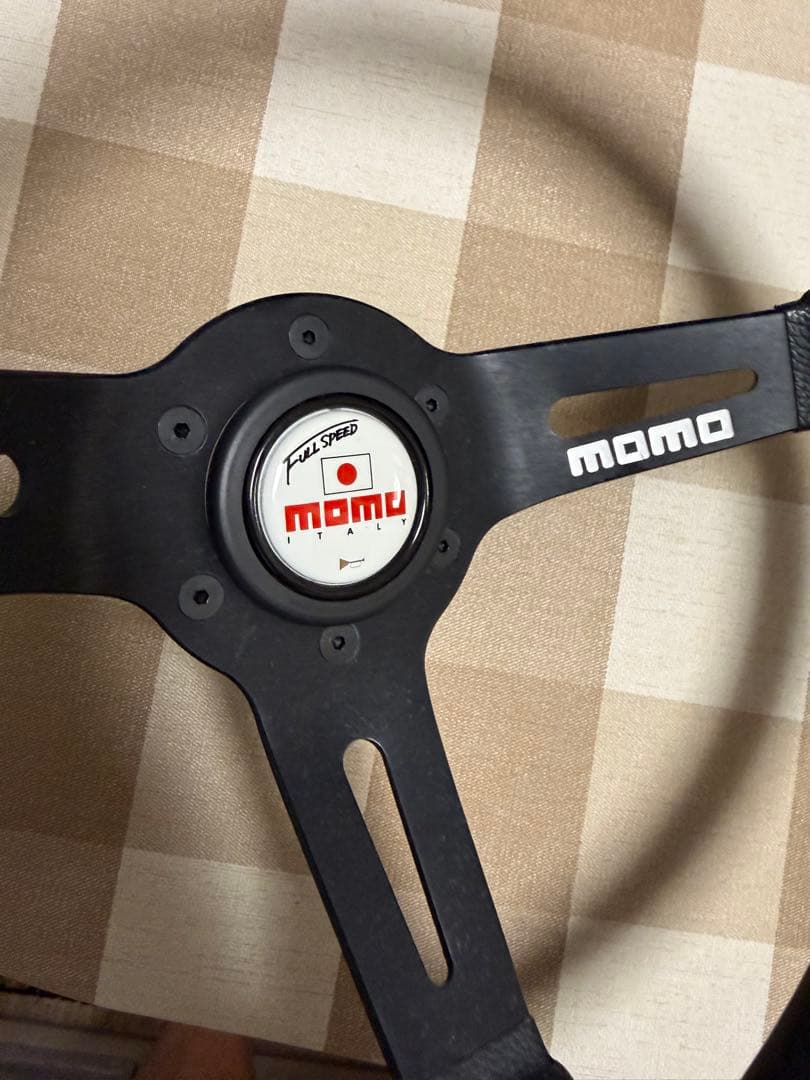 MOMO フルスピード ステアリング ディープコーン