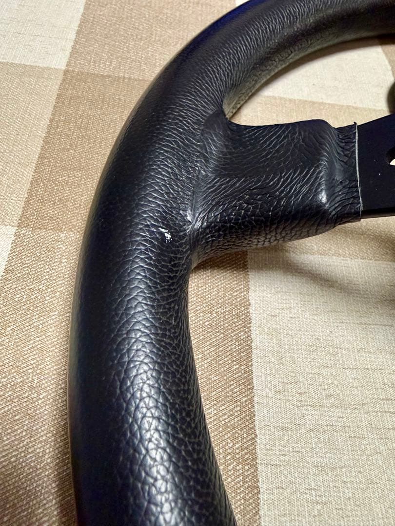 MOMO フルスピード ステアリング ディープコーン