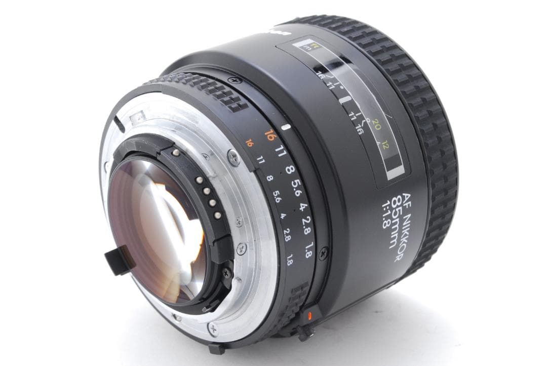 ニコン レンズ 単焦点 AF 85mm f1.8 f/1.8 #247118