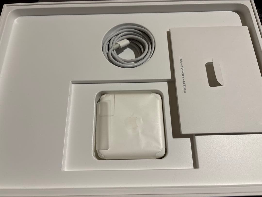 Apple MacBook Pro 13インチ 2019