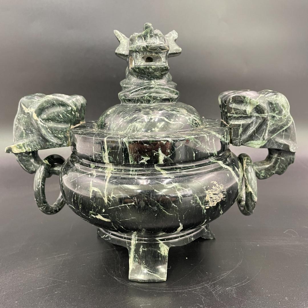 蛇紋石 彫刻 象耳遊環付 三足香炉 天然石 香炉 高さ19cm 重量3kg