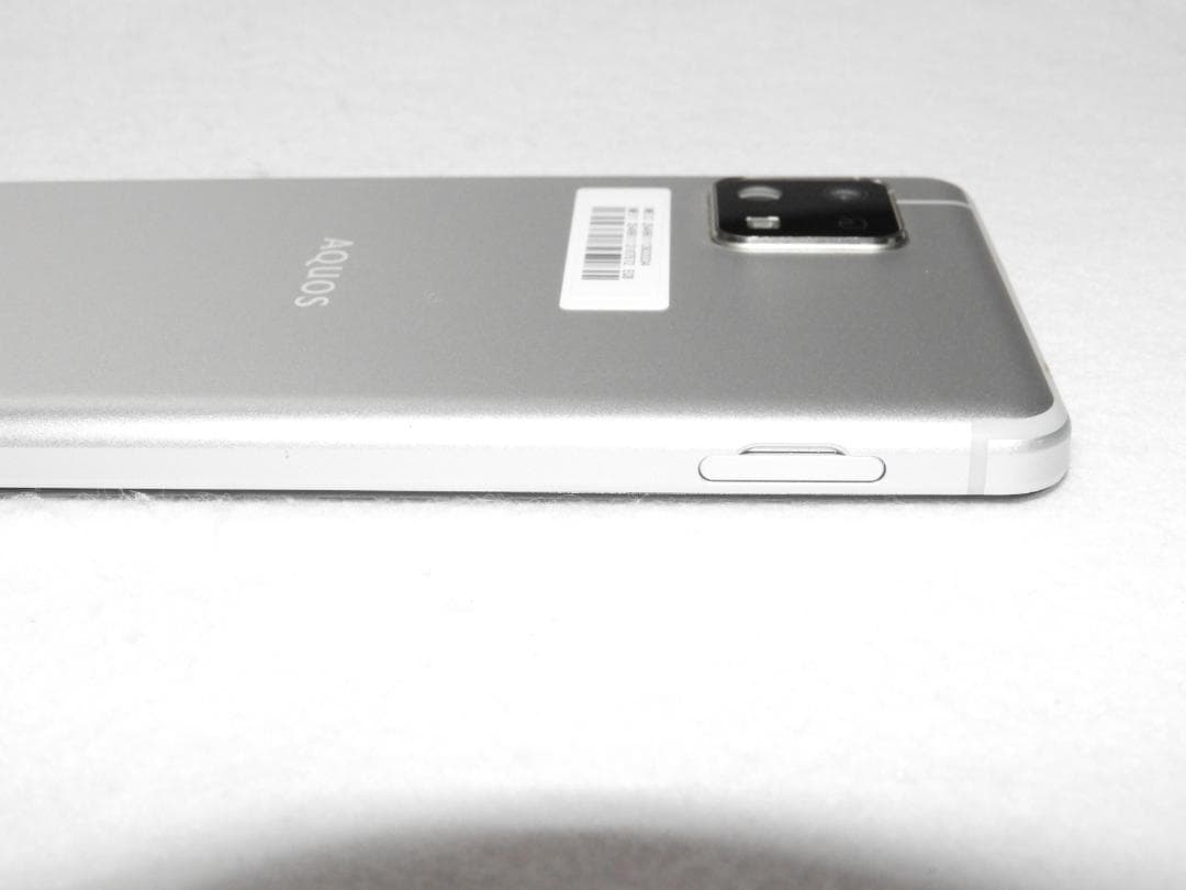 良品 SHARP AQUOS sense4 シルバー SH-M15 SIMフリー