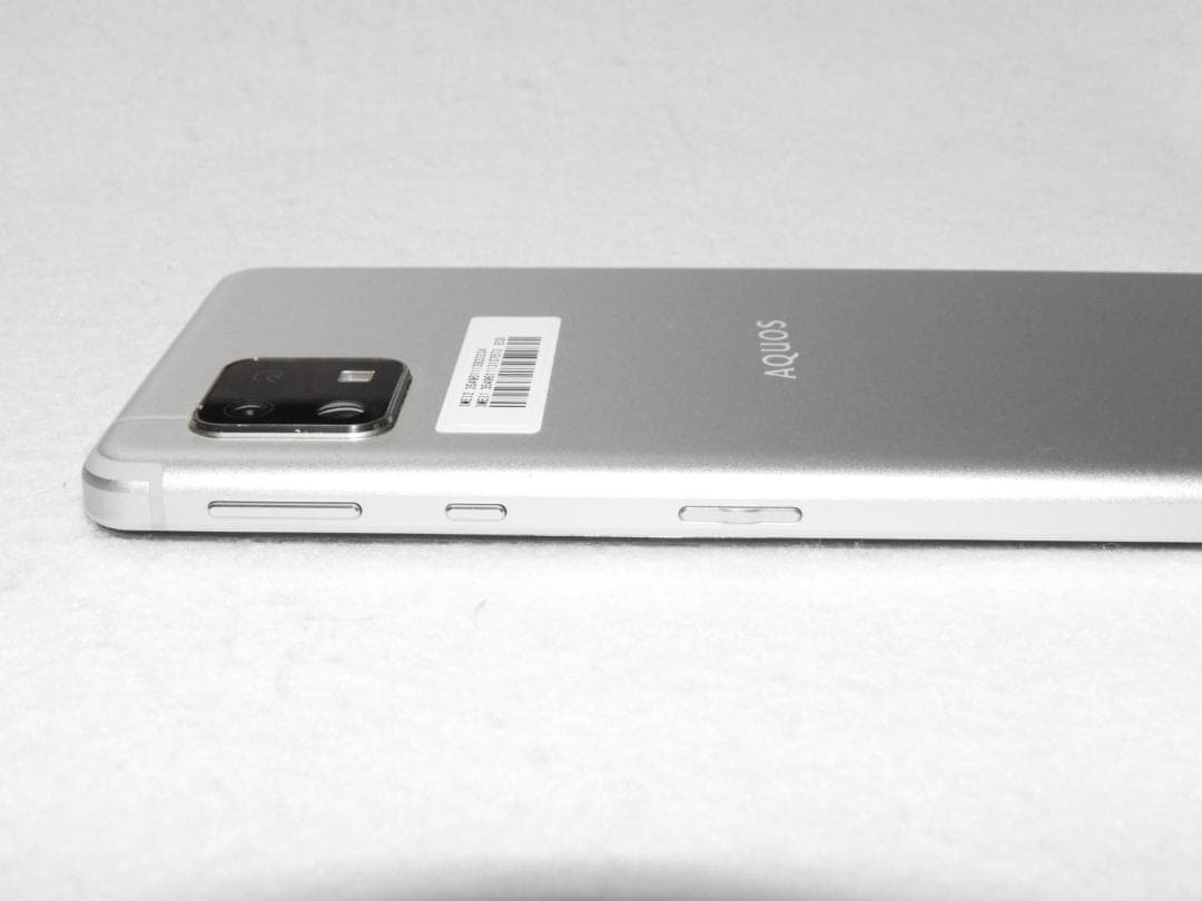 良品 SHARP AQUOS sense4 シルバー SH-M15 SIMフリー