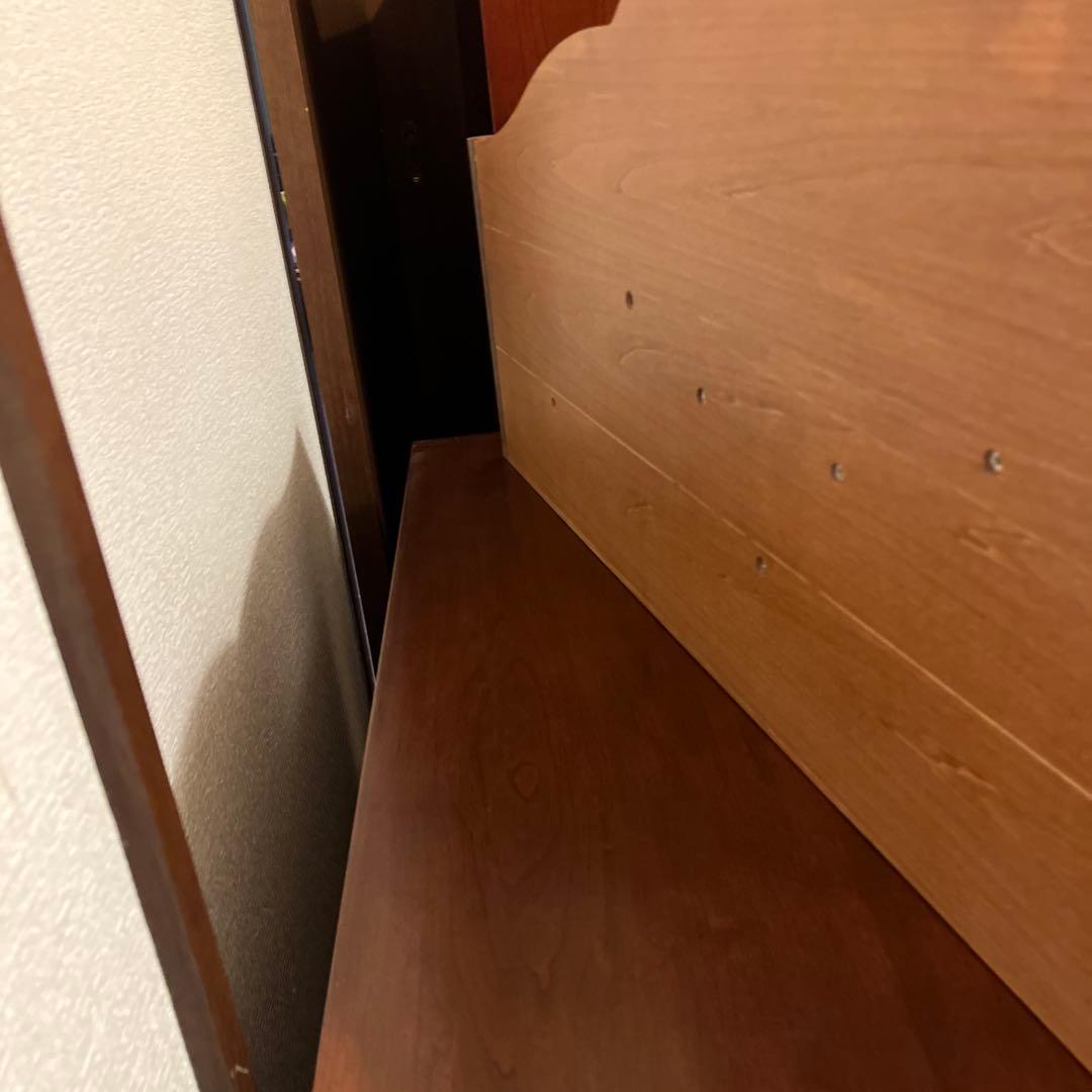 ◆リン・ホーリン社 ◆学習デスク◆コンセント二口付き