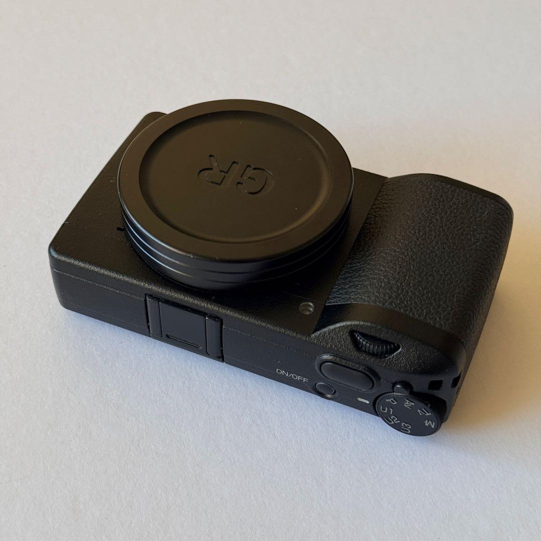 【超美品】GR IIIx 本体 シャッター1238枚 ブラックミスト+おまけ付